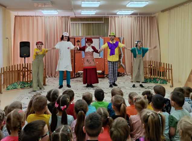 «День рождения кота Леопольда» отметили в детском саду № 130/2